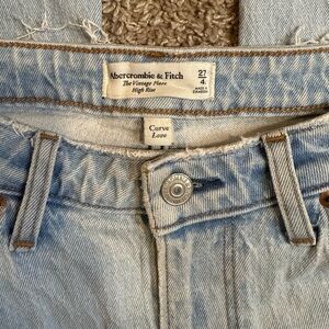 A&F Vintage Flare Hugh Rise Curve Love Tall